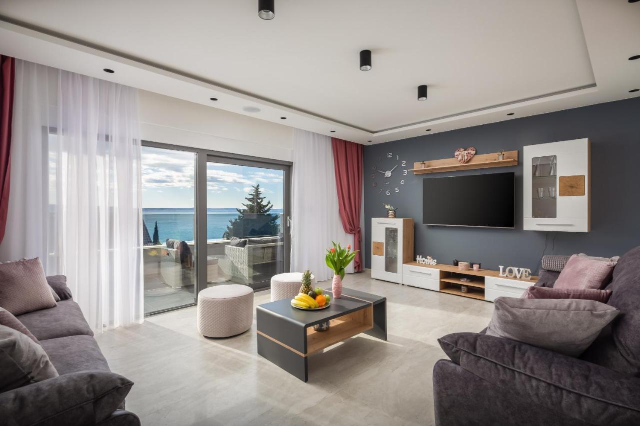 Luxury Apartment Lorena - Private Heated Pool - Есенице Экстерьер фото