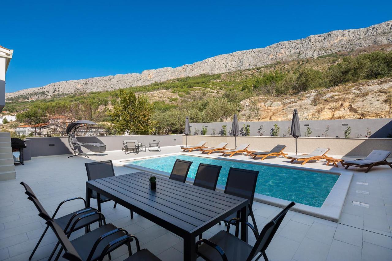 Luxury Apartment Lorena - Private Heated Pool - Есенице Экстерьер фото