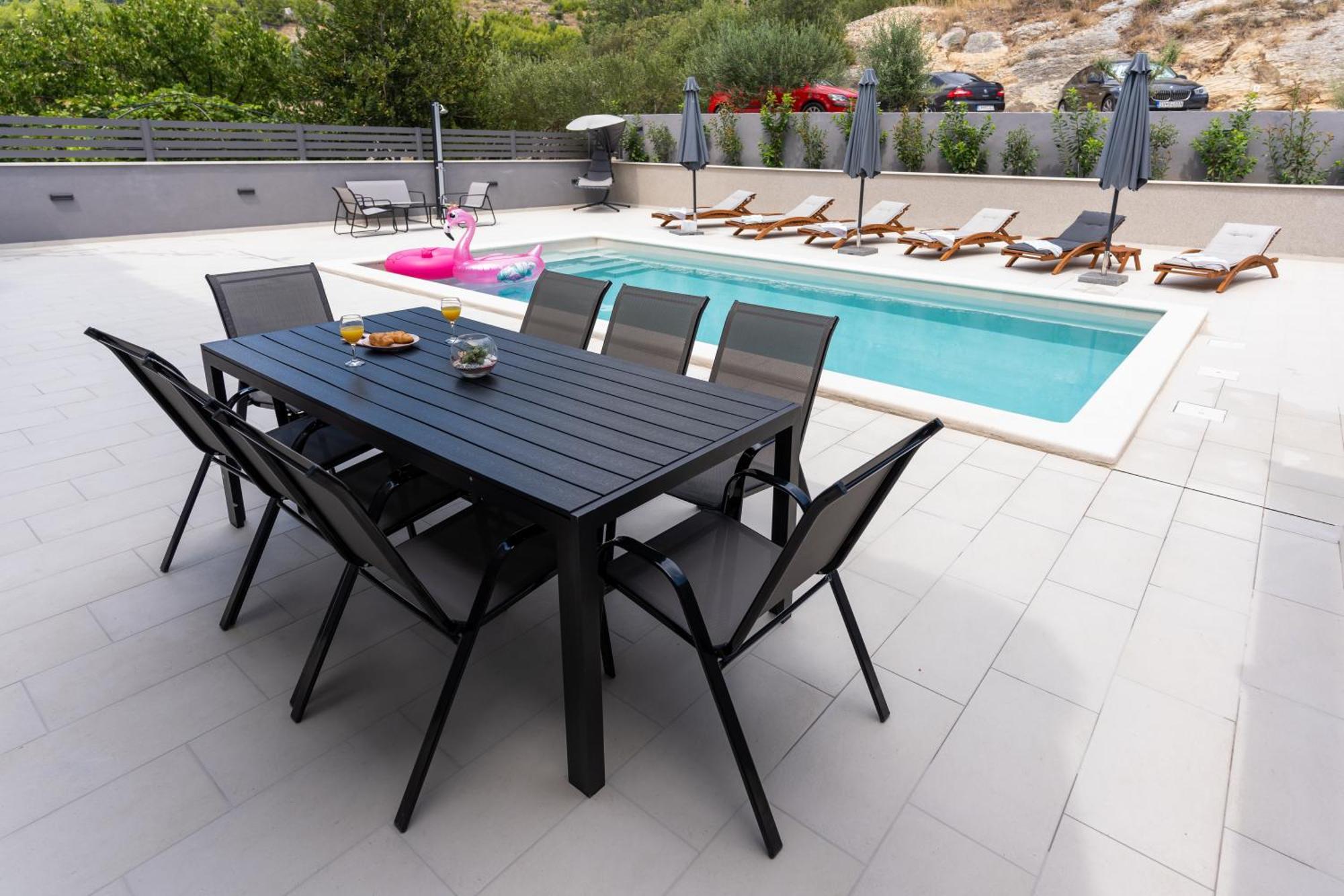 Luxury Apartment Lorena - Private Heated Pool - Есенице Экстерьер фото