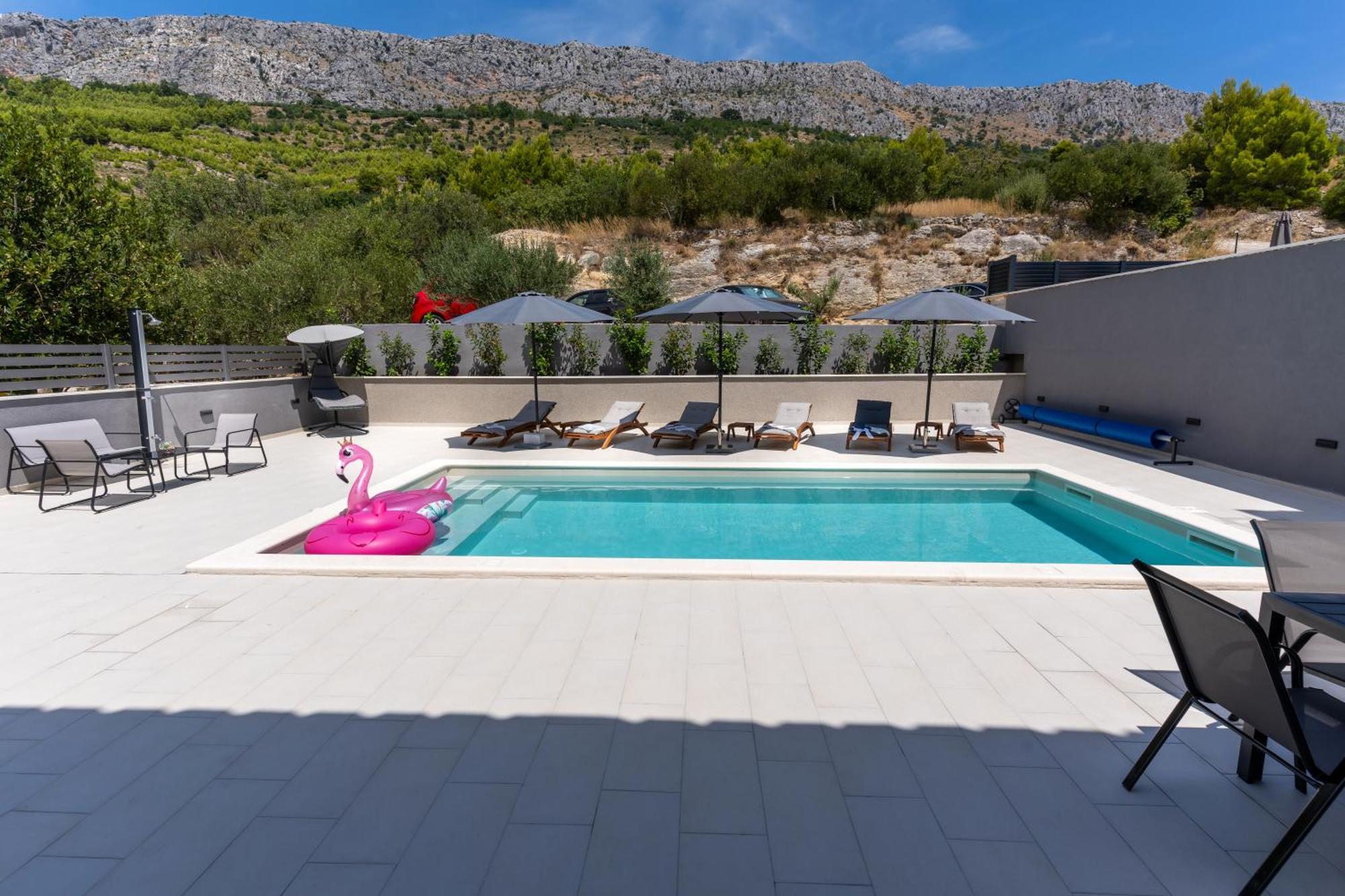Luxury Apartment Lorena - Private Heated Pool - Есенице Экстерьер фото