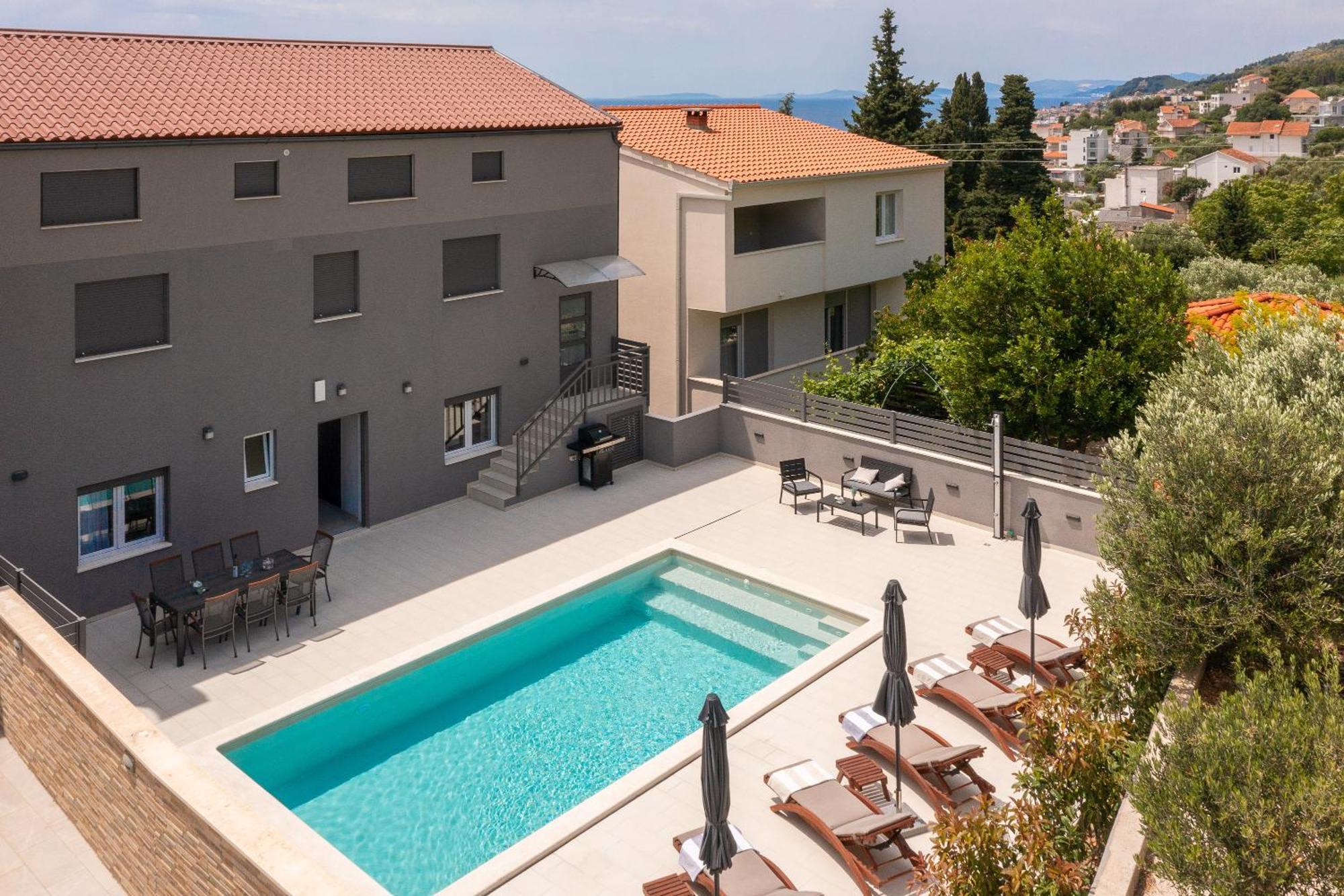 Luxury Apartment Lorena - Private Heated Pool - Есенице Экстерьер фото