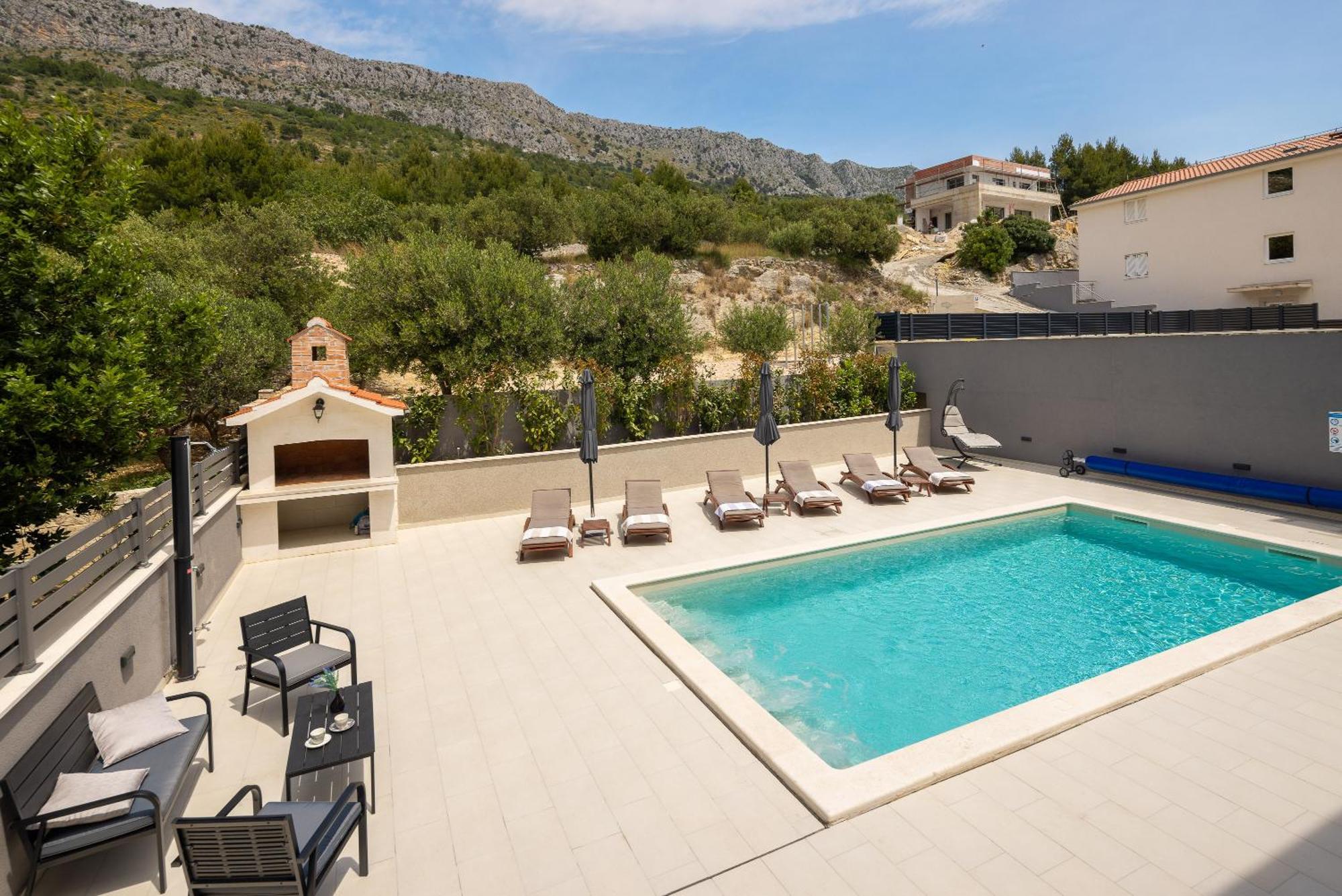 Luxury Apartment Lorena - Private Heated Pool - Есенице Экстерьер фото